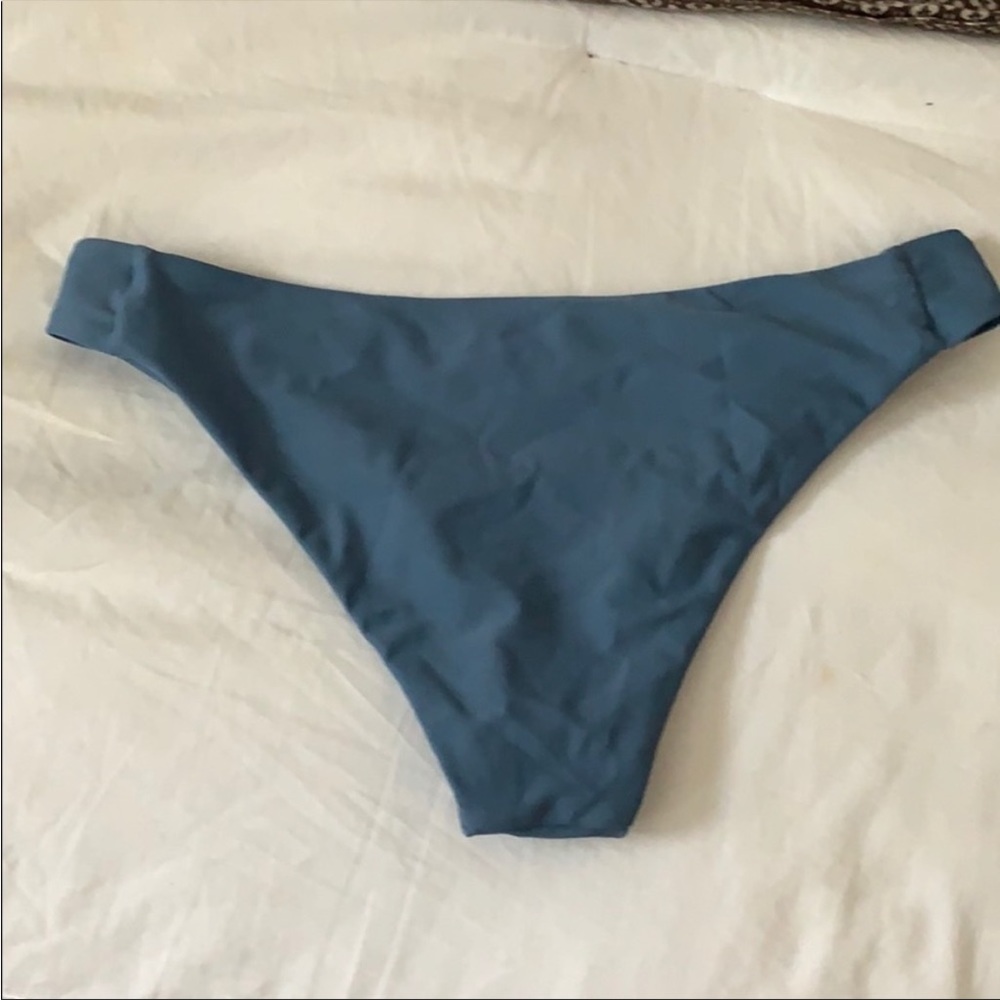 Bikini bottom - Picture 2 of 3